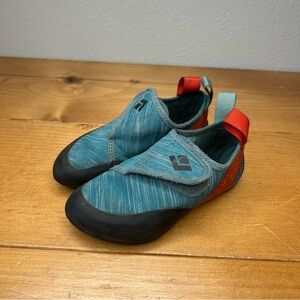 Black Diamond Kids Momentum Rock Climbing Shoes Size 1 Unisex Blue and Red